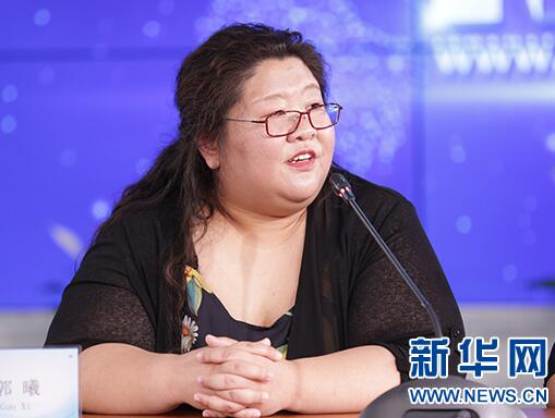 角膜塑形鏡元旦大放“價(jià)”，  控制近視度數(shù)增長(zhǎng)就選TA