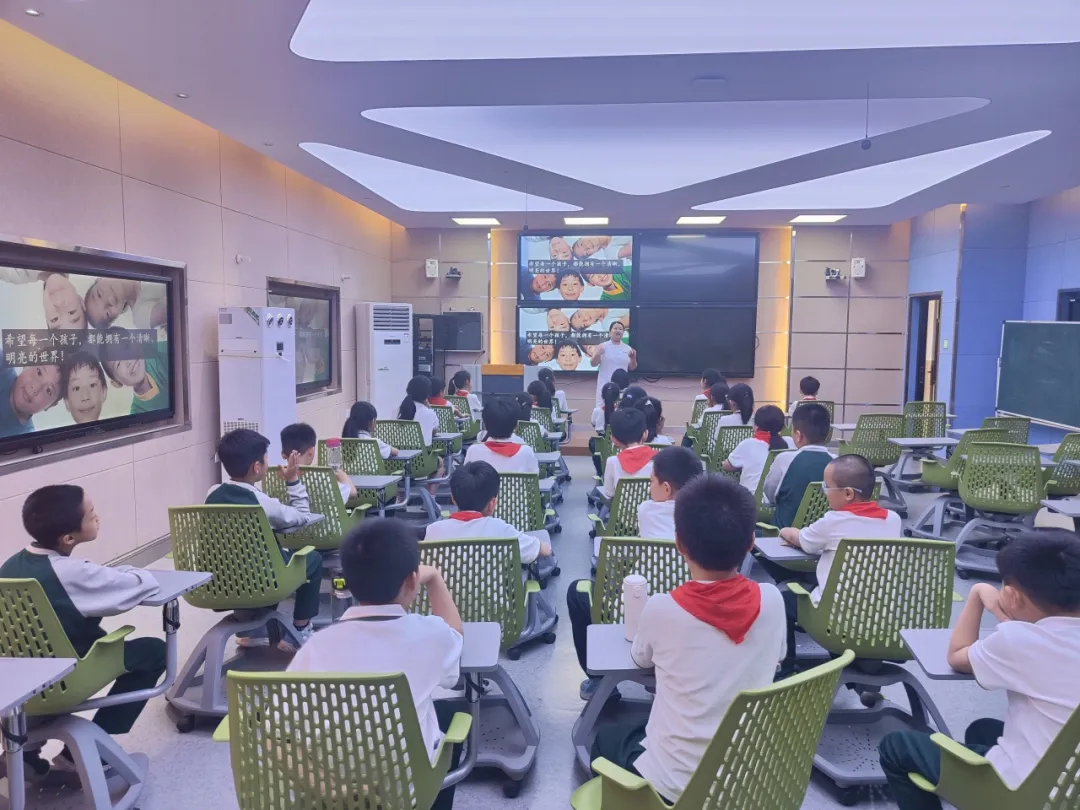 開展愛眼科普進校園活動，共筑青少年眼健康防護墻！